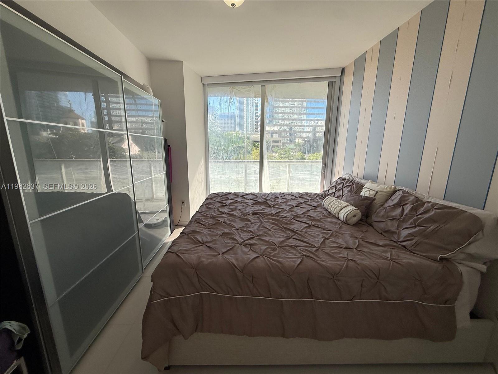 ICON BRICKELL NO TWO - Residential