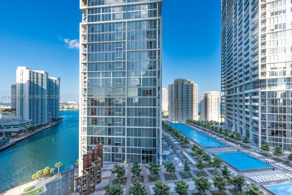 ICON BRICKELL NO TWO - Residential