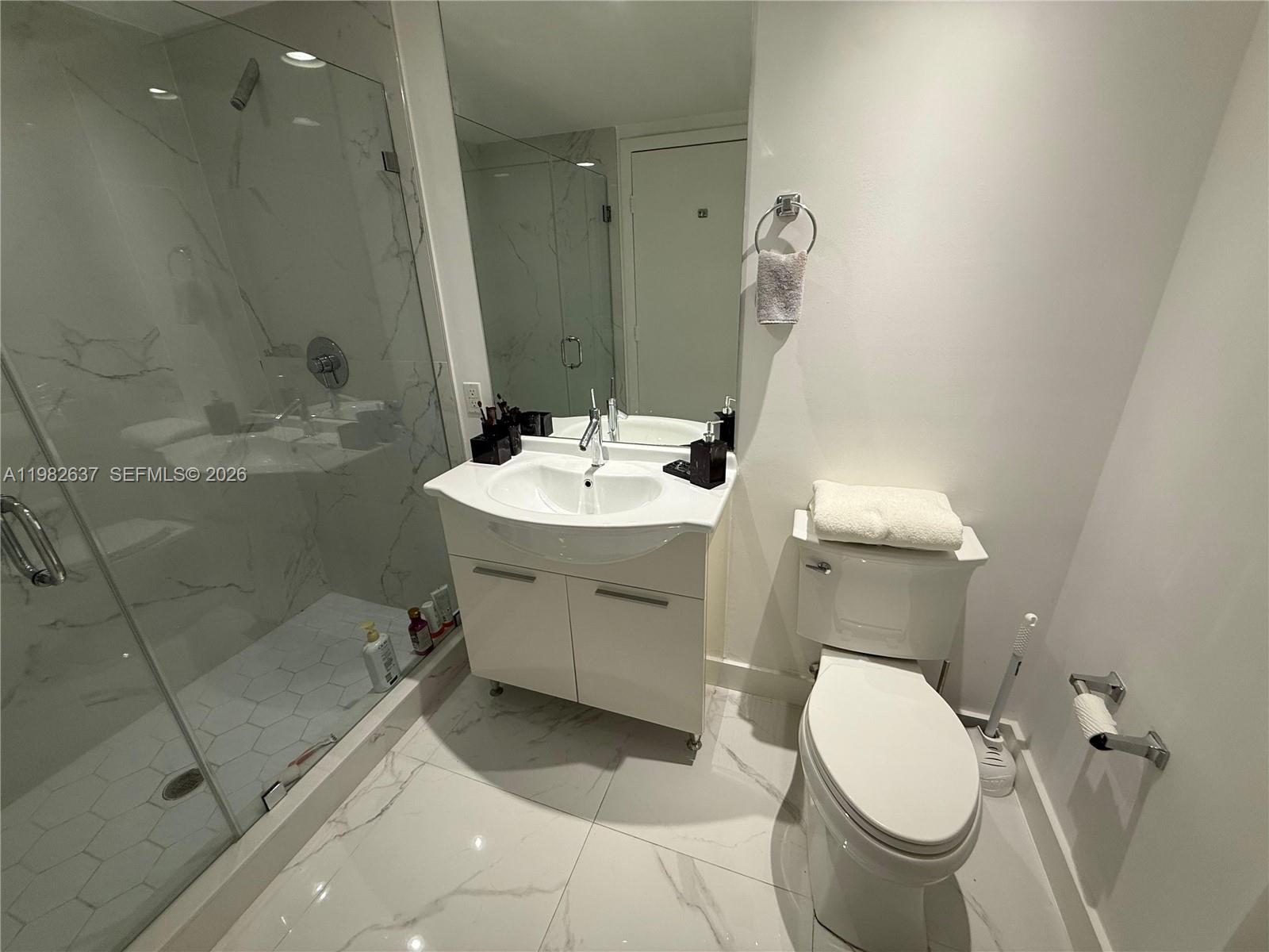 ICON BRICKELL NO TWO - Residential