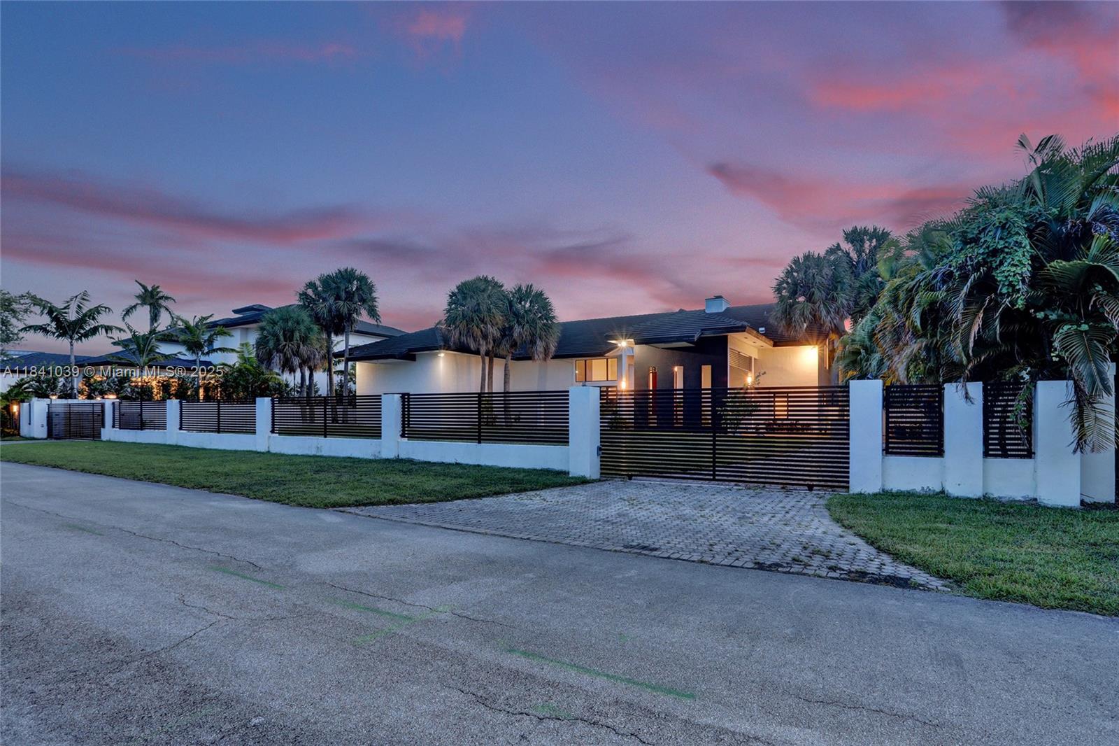 LAKESHORE SEC FOUR - Residential Lease