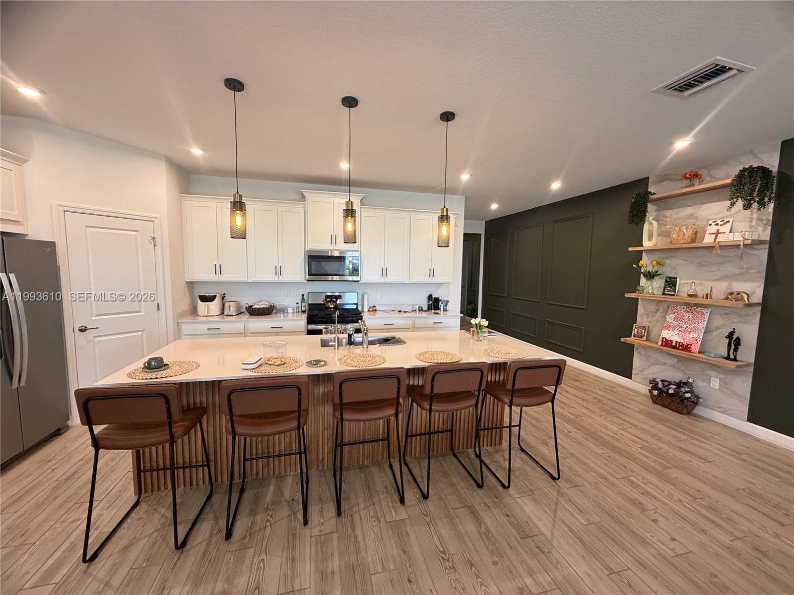 CADENCE PHASE II - Residential