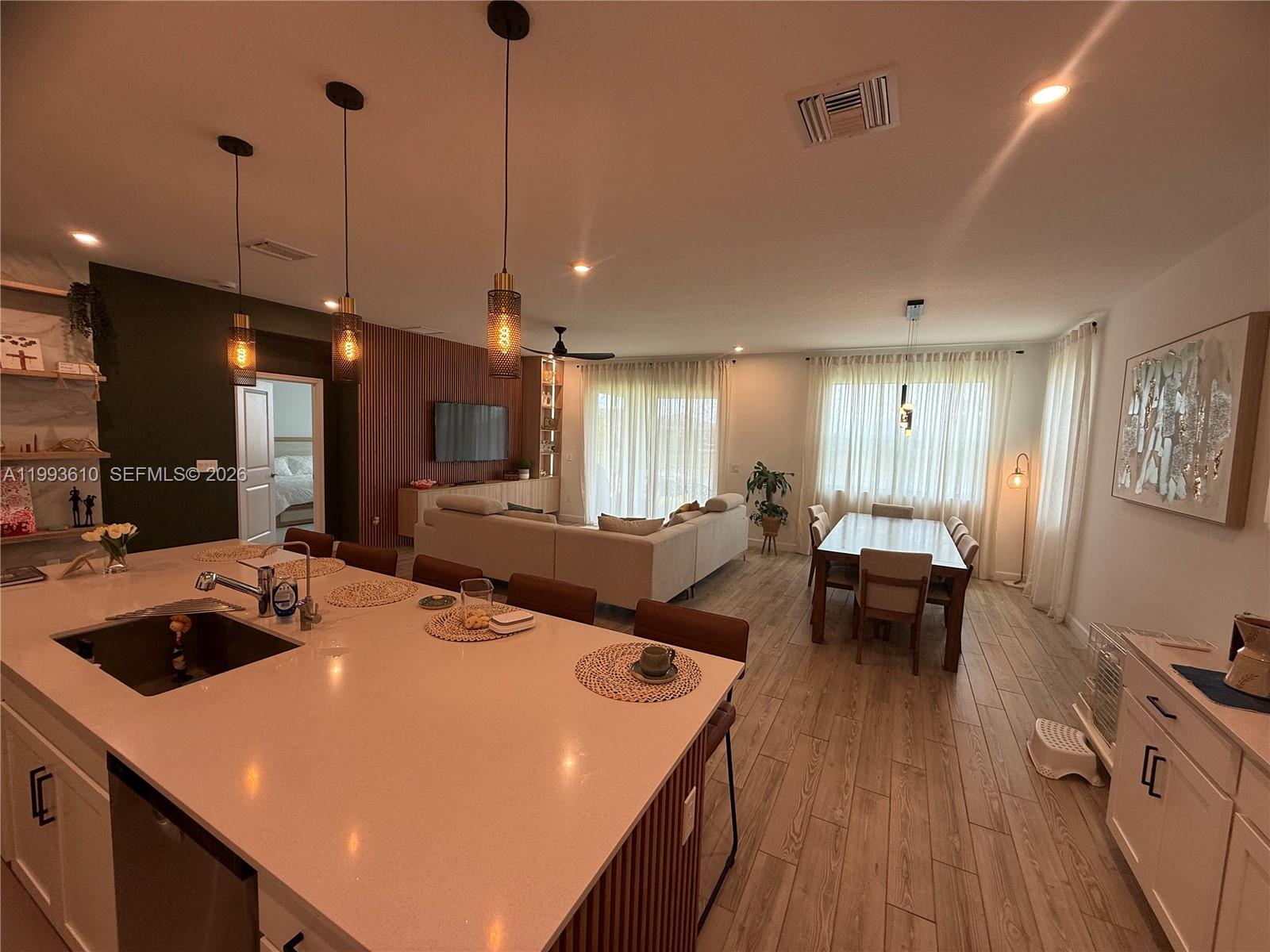 CADENCE PHASE II - Residential