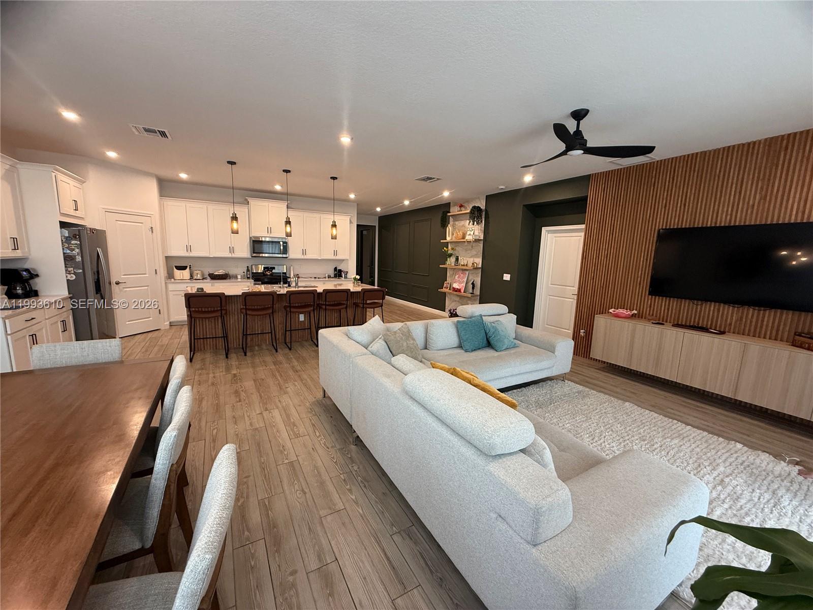 CADENCE PHASE II - Residential