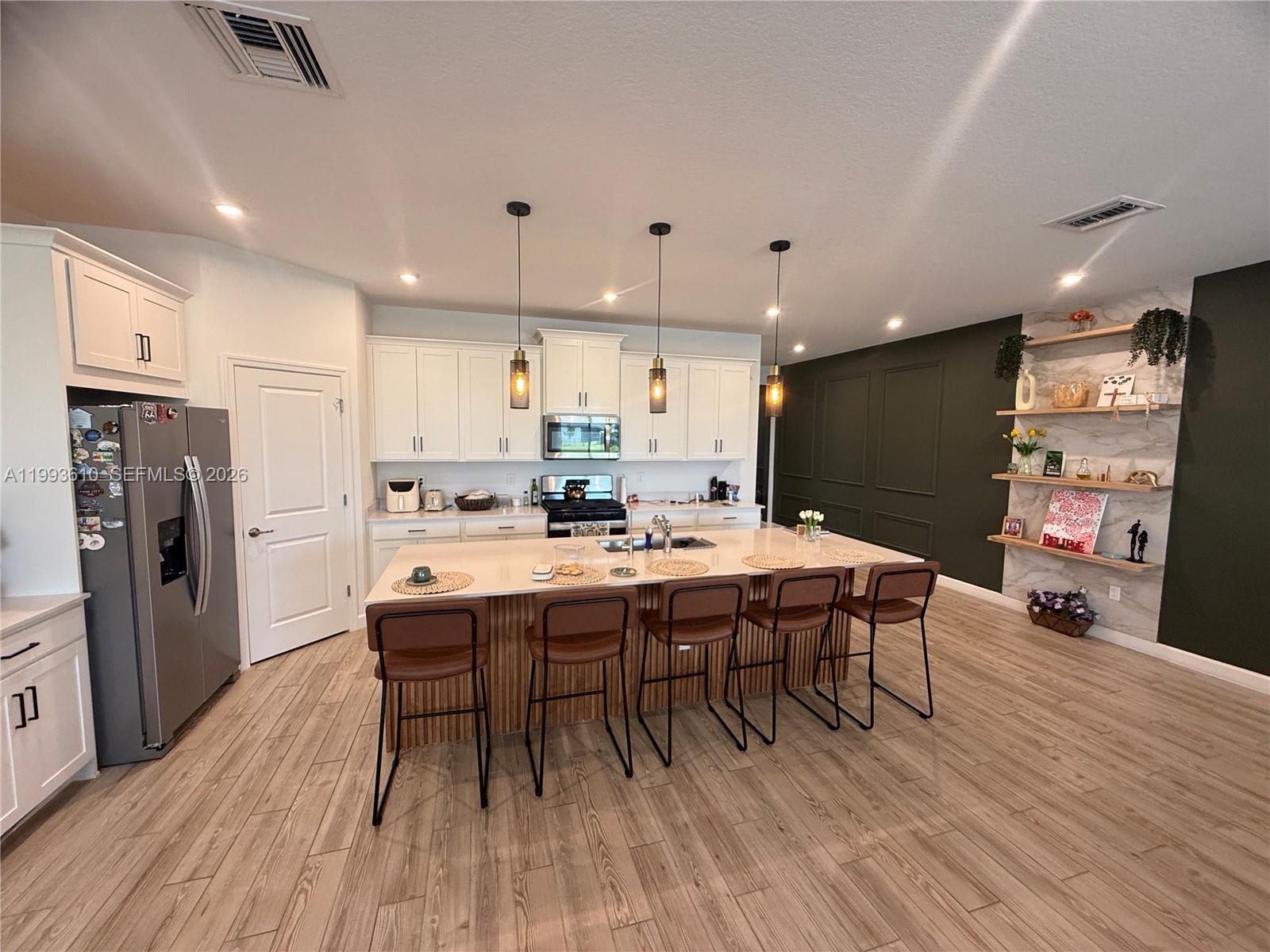 CADENCE PHASE II - Residential