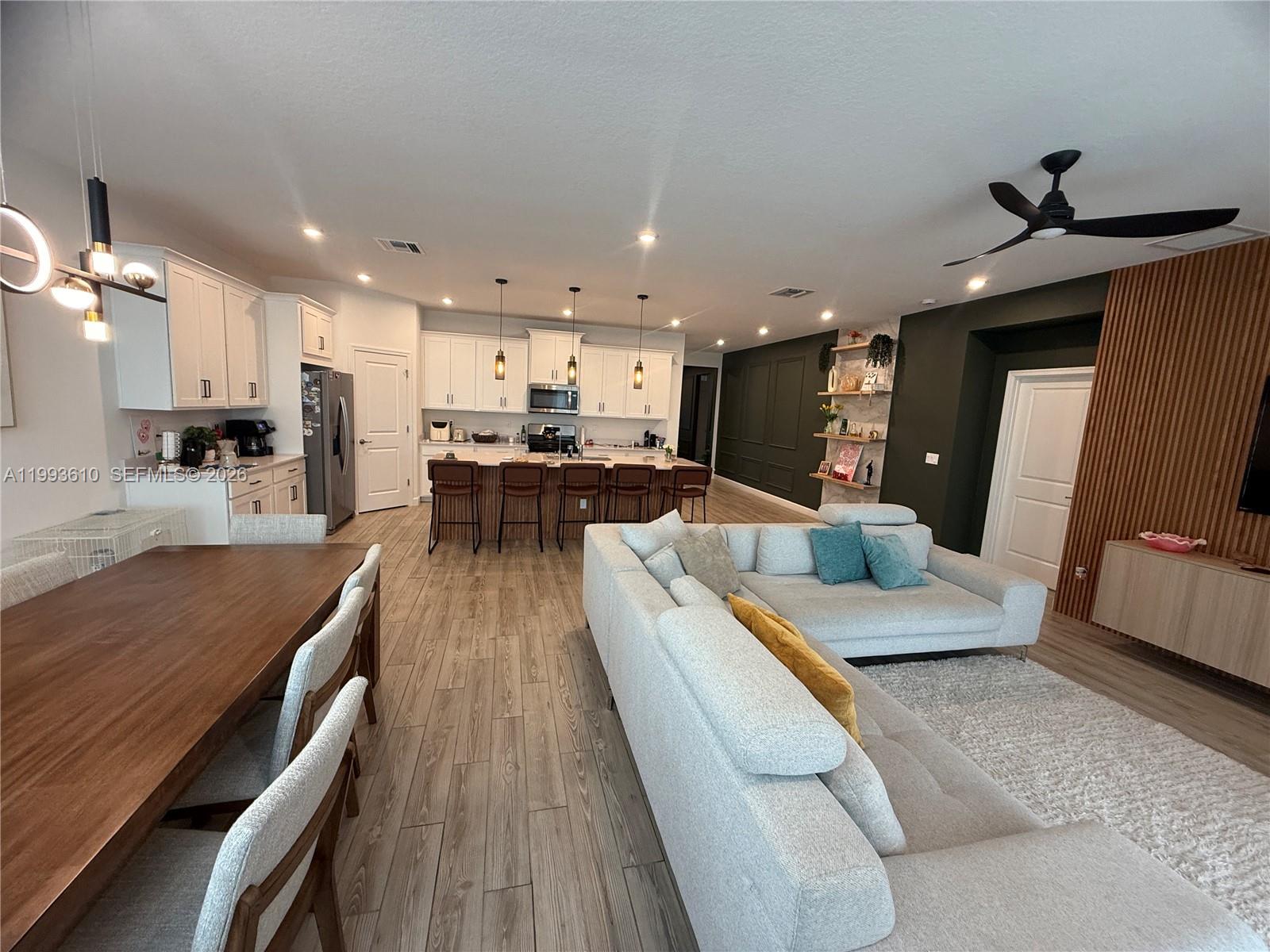 CADENCE PHASE II - Residential