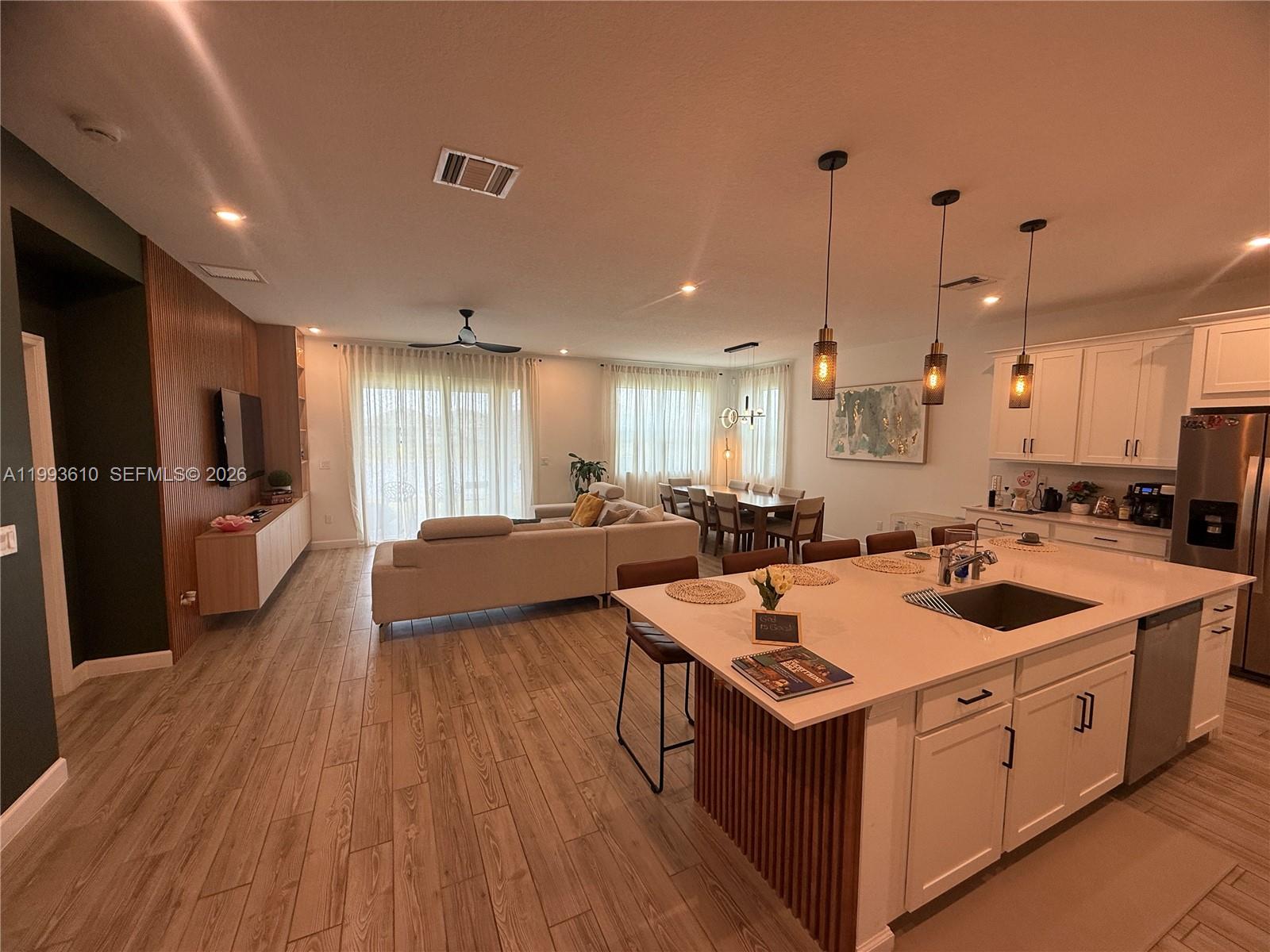 CADENCE PHASE II - Residential