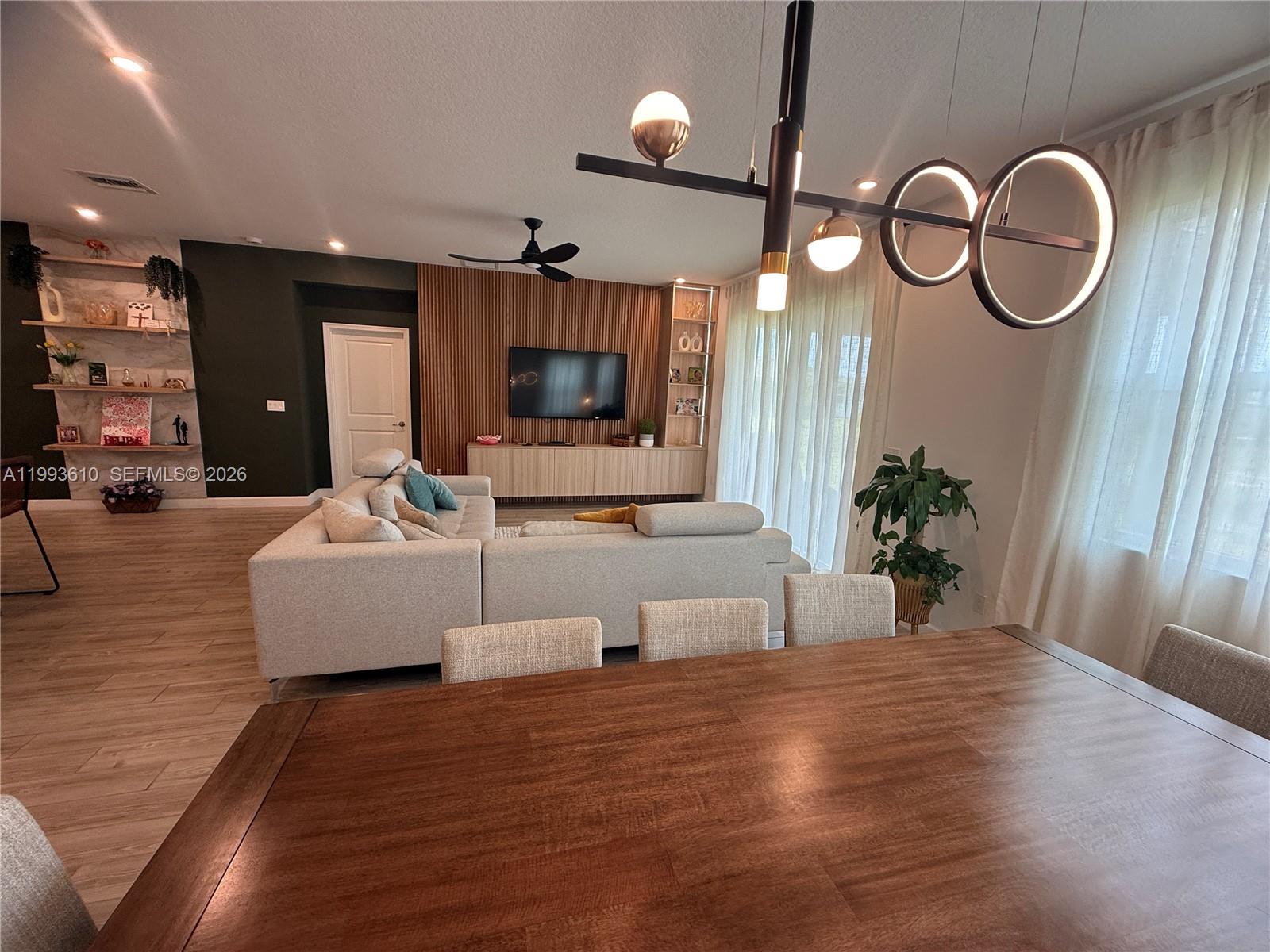 CADENCE PHASE II - Residential