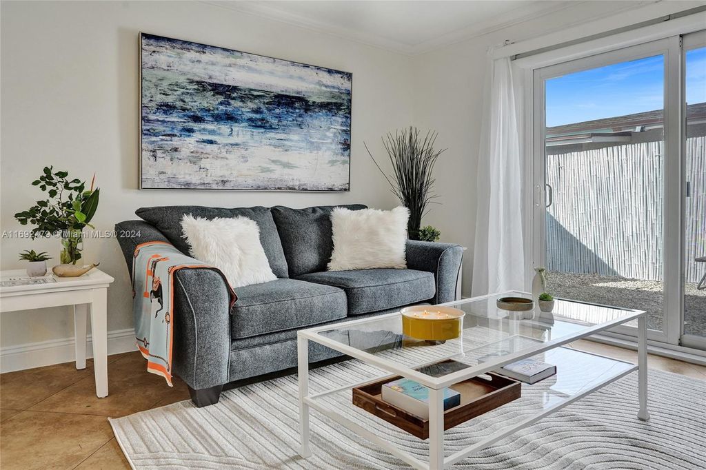 Photo of 2756 NE 32nd St #2, Fort Lauderdale, FL 33306 (MLS # A11692479)