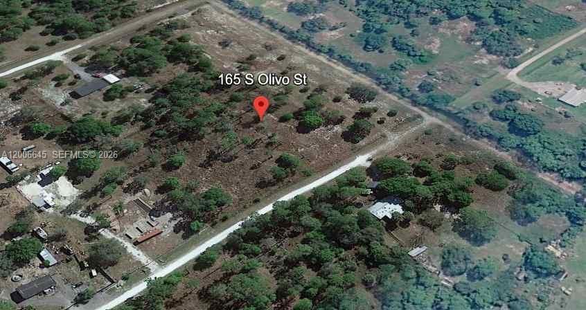 165 S Olivo St