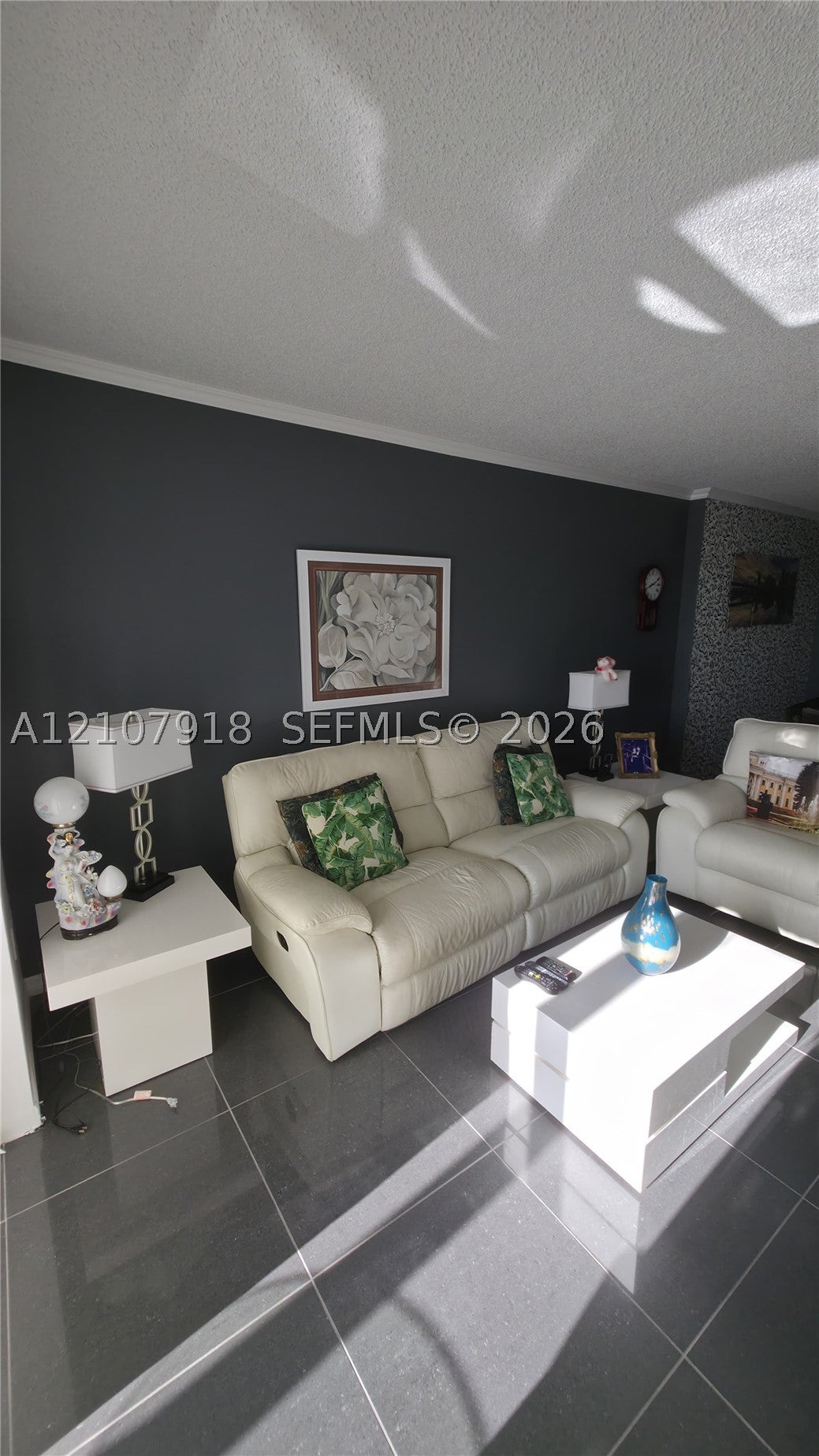 4001 Hillcrest Dr 1015