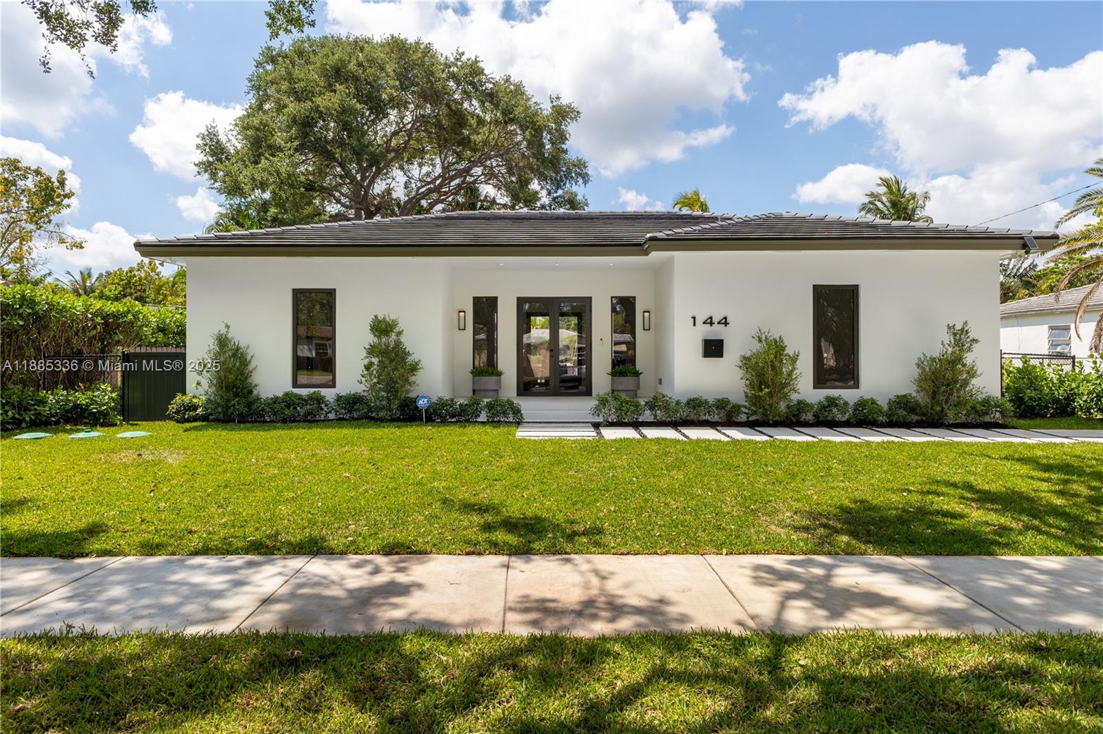 MIAMI SHORES EXTENSION - Residential