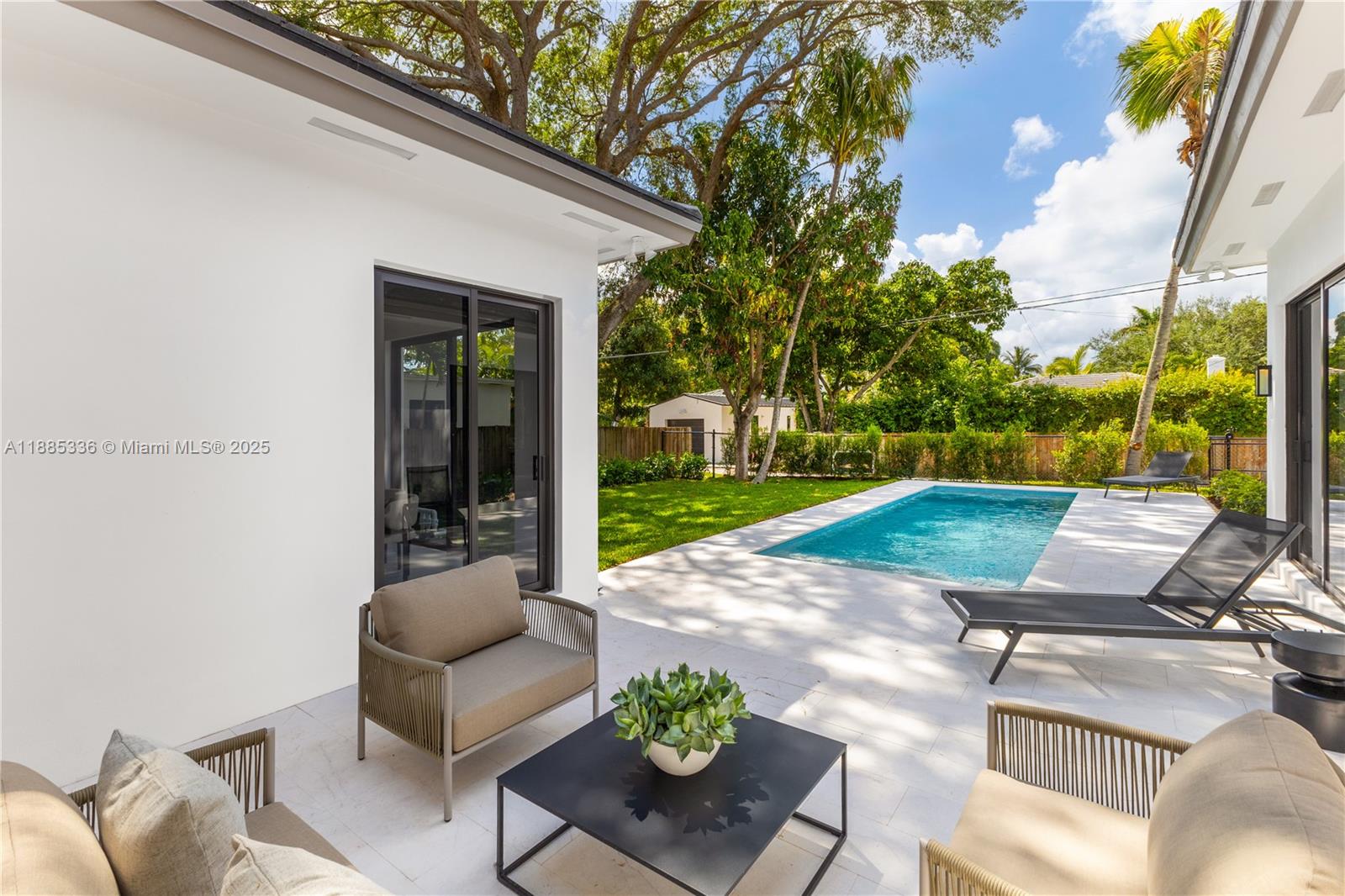 MIAMI SHORES EXTENSION - Residential