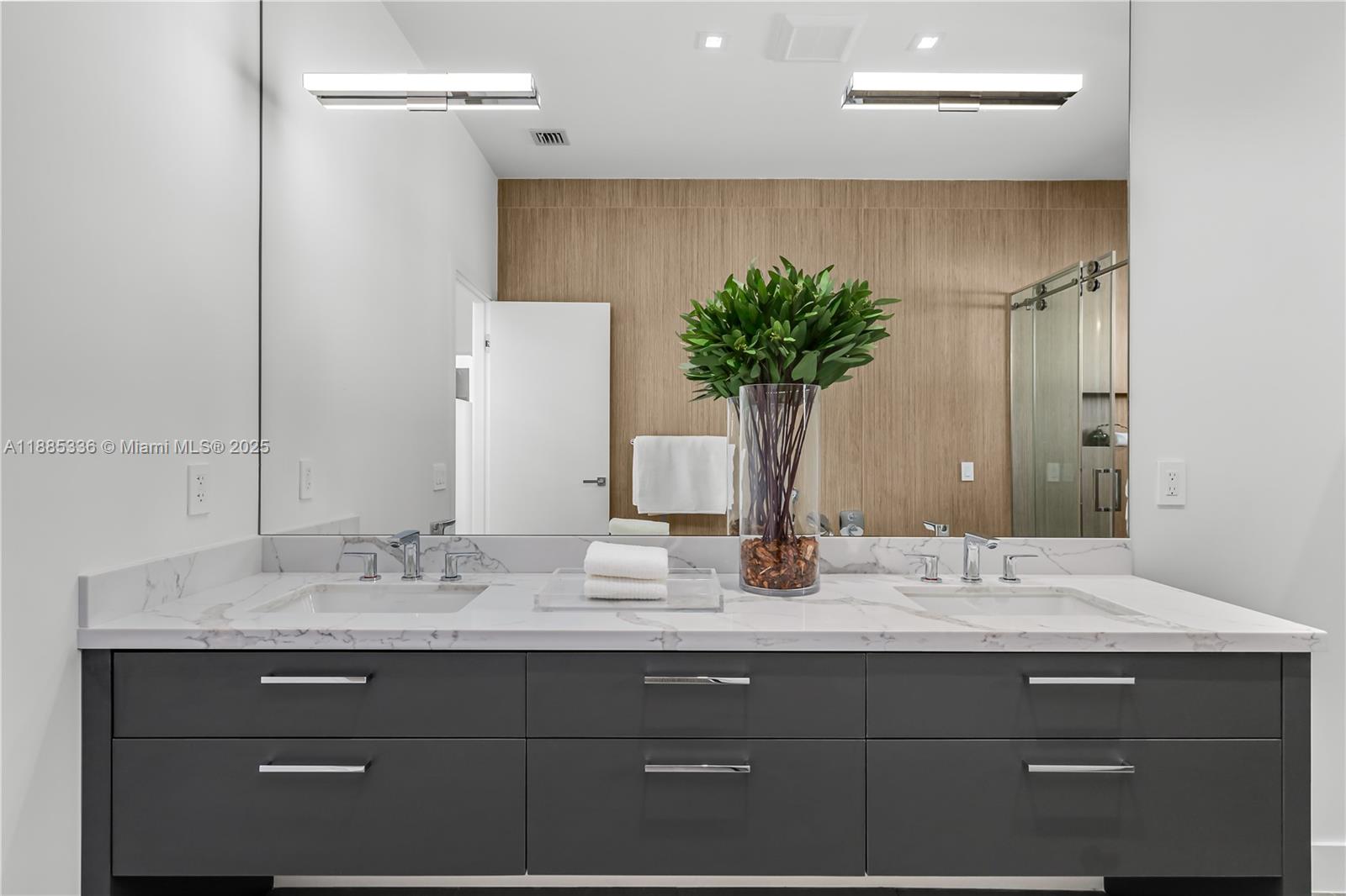 MIAMI SHORES EXTENSION - Residential