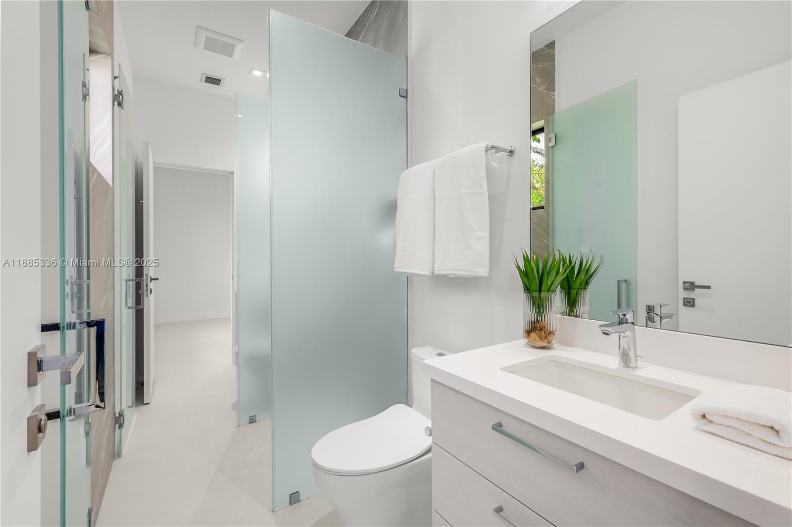 MIAMI SHORES EXTENSION - Residential