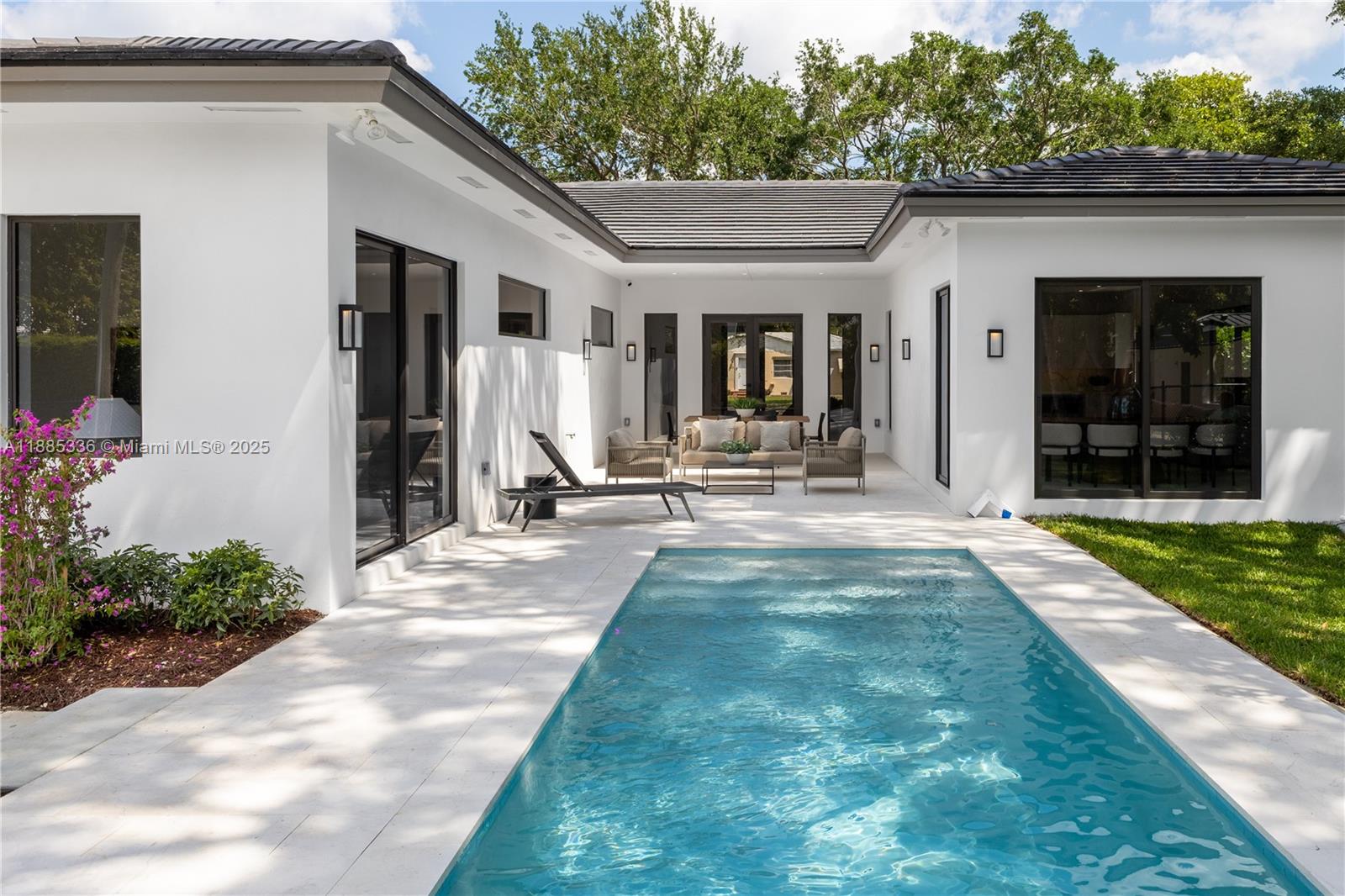 MIAMI SHORES EXTENSION - Residential