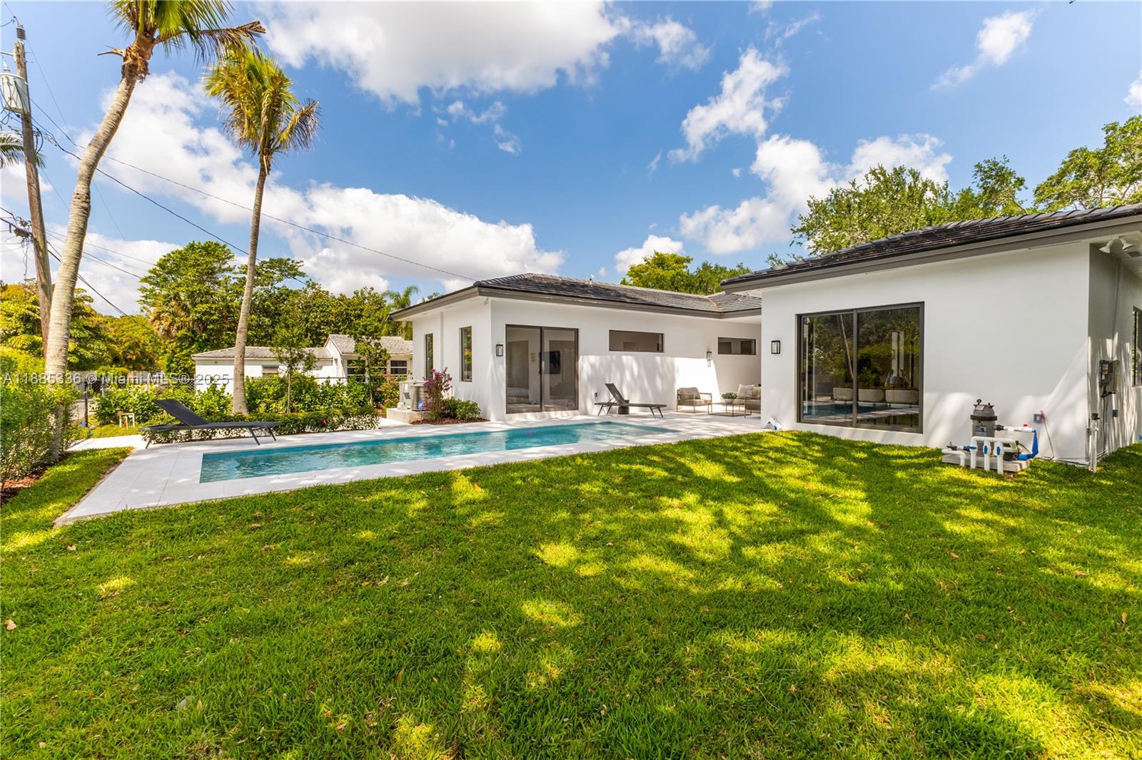 MIAMI SHORES EXTENSION - Residential