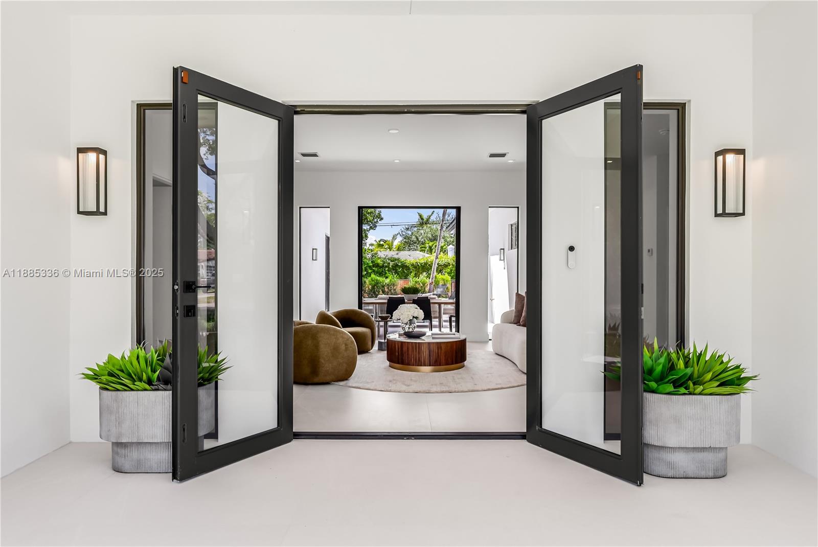 MIAMI SHORES EXTENSION - Residential