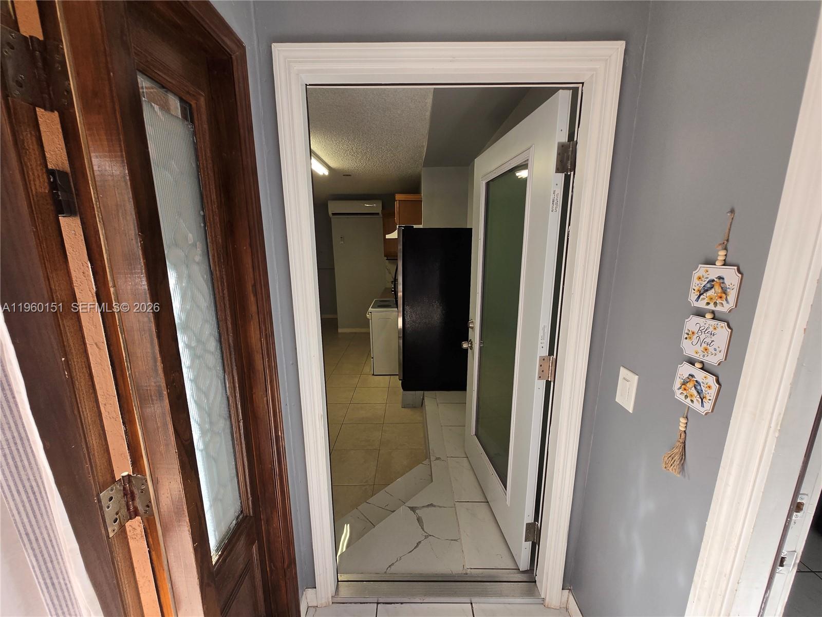 LAGUNA PONDS SEC 2 - Residential Lease