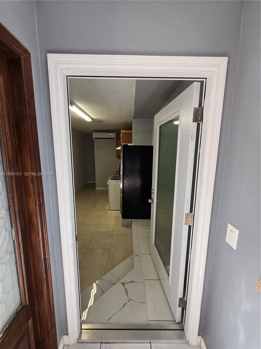 LAGUNA PONDS SEC 2 - Residential Lease