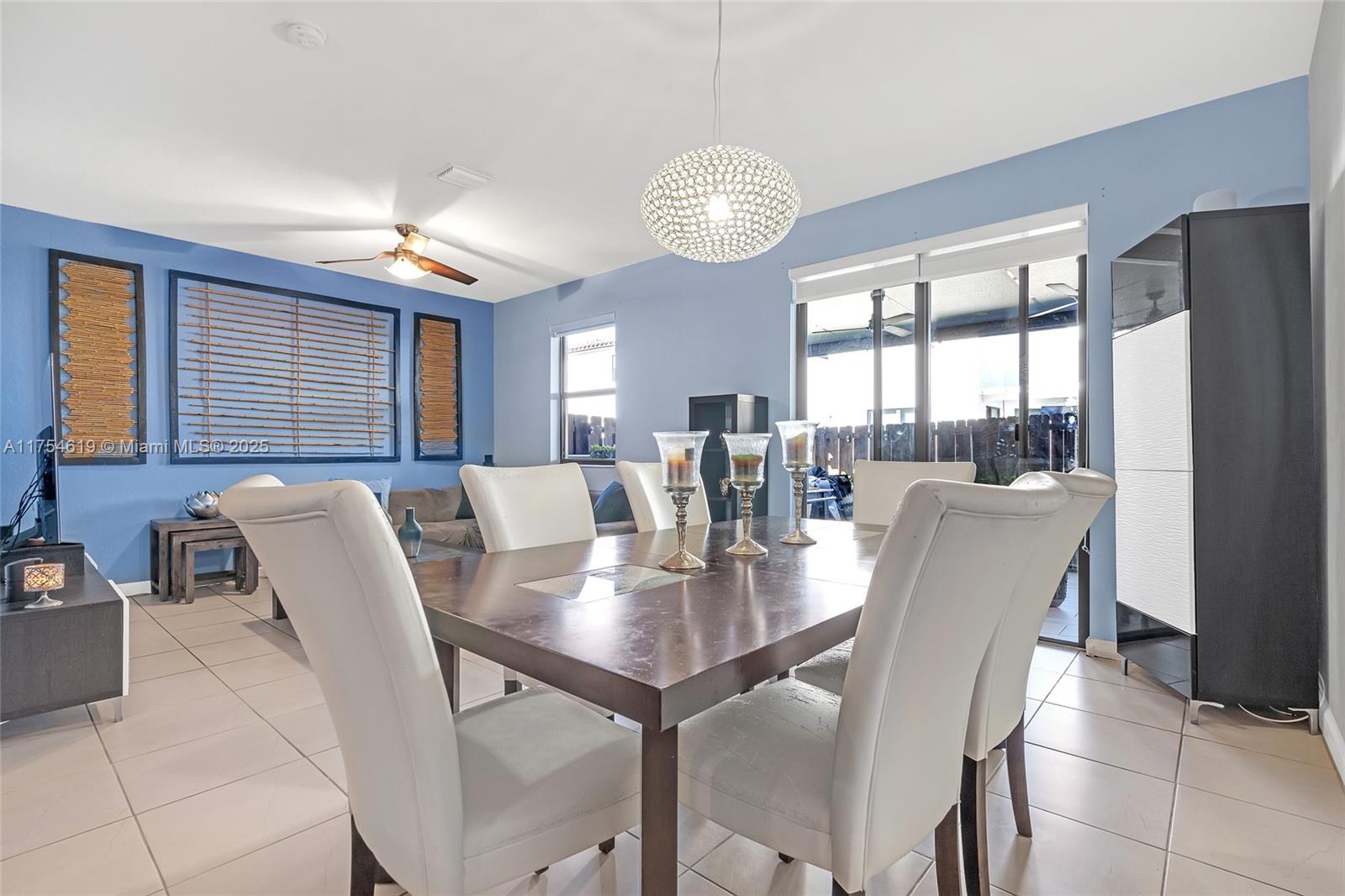 COCO PALM ESTATES - Residential