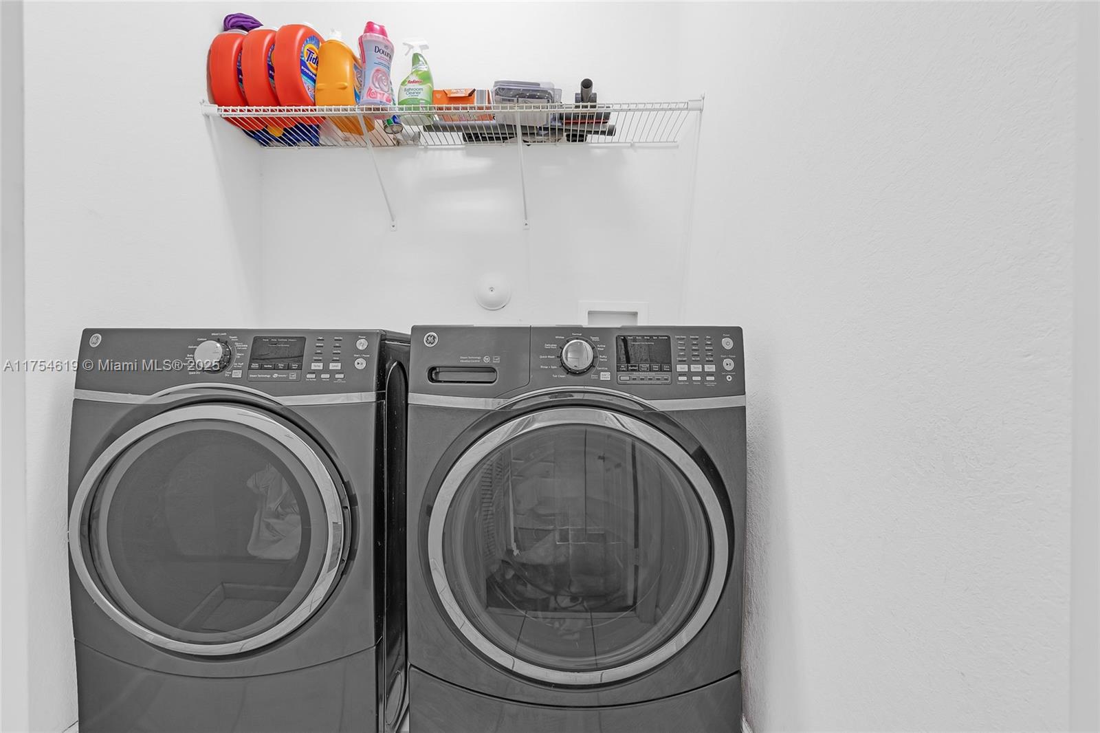 COCO PALM ESTATES - Residential