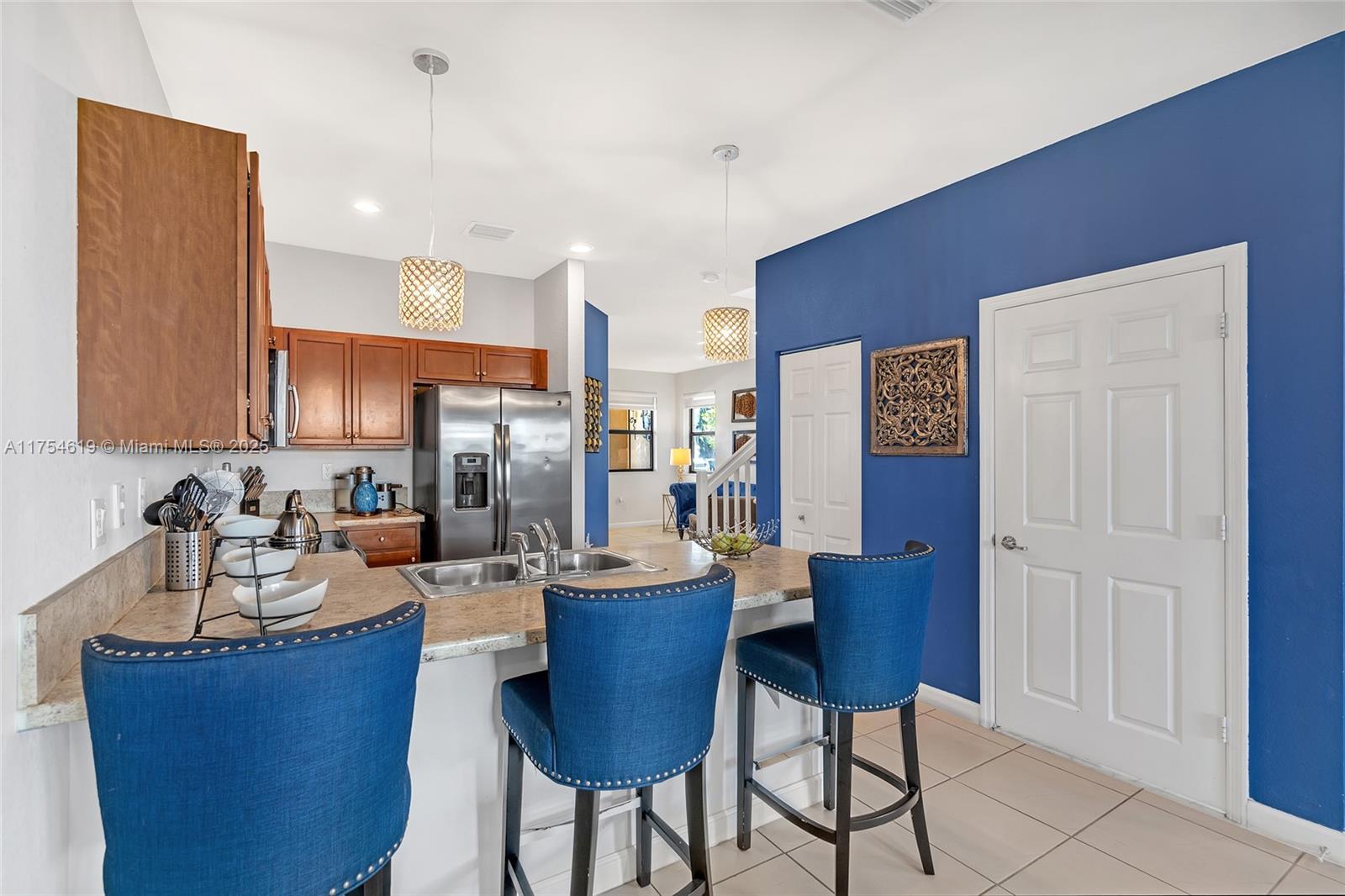 COCO PALM ESTATES - Residential