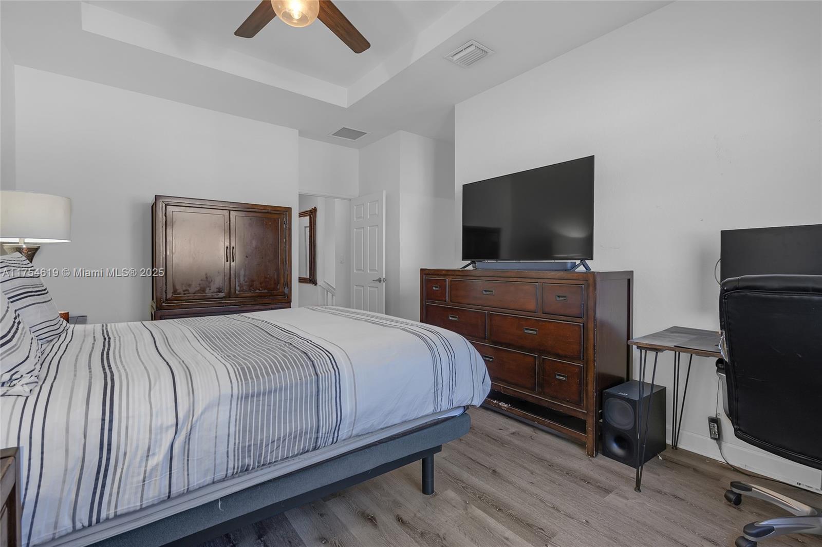 COCO PALM ESTATES - Residential