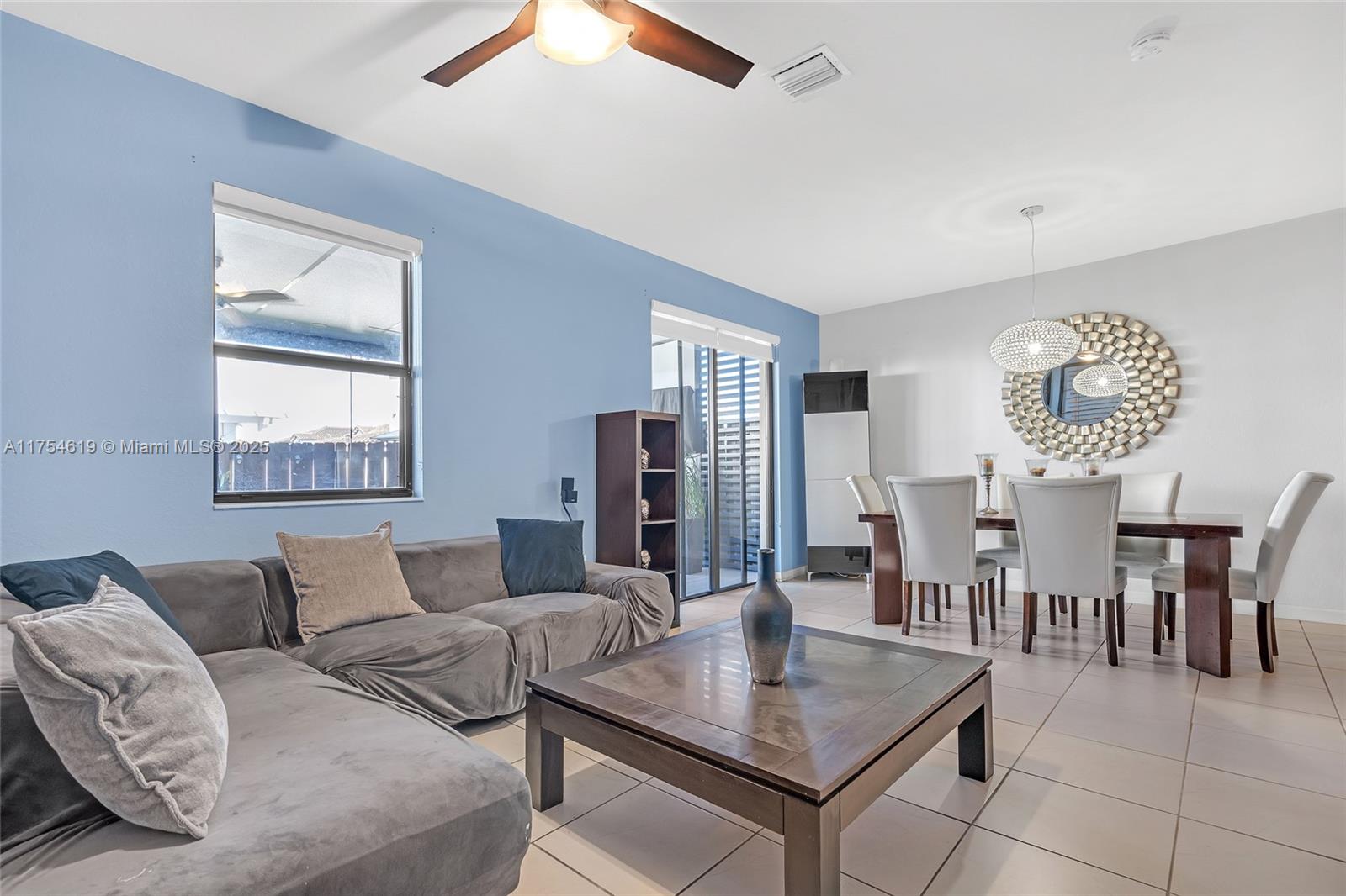 COCO PALM ESTATES - Residential