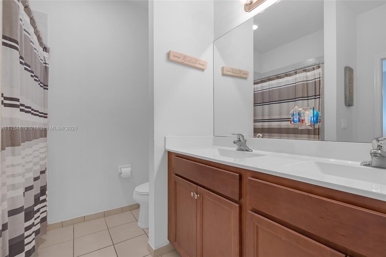 COCO PALM ESTATES - Residential