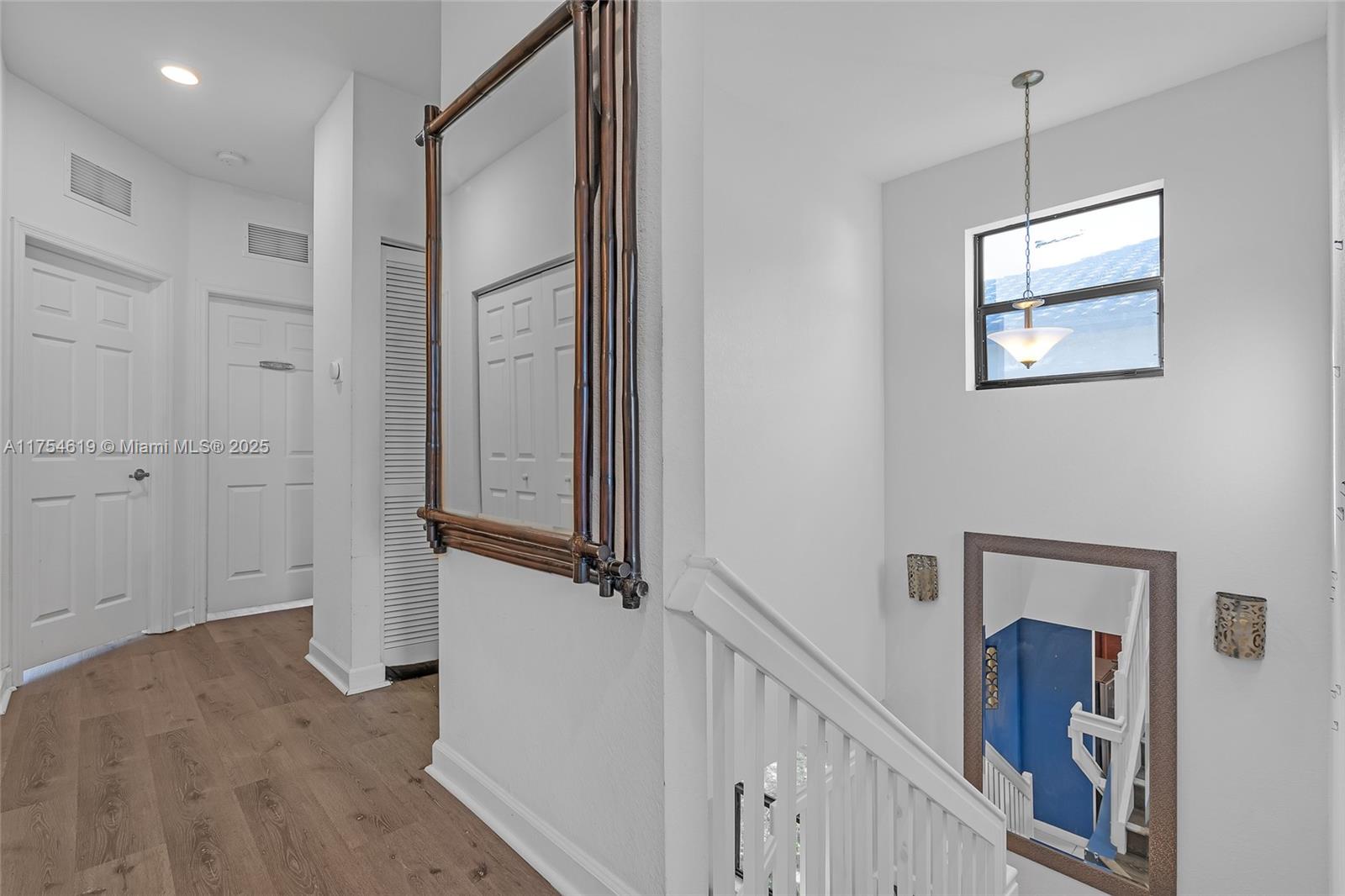 COCO PALM ESTATES - Residential