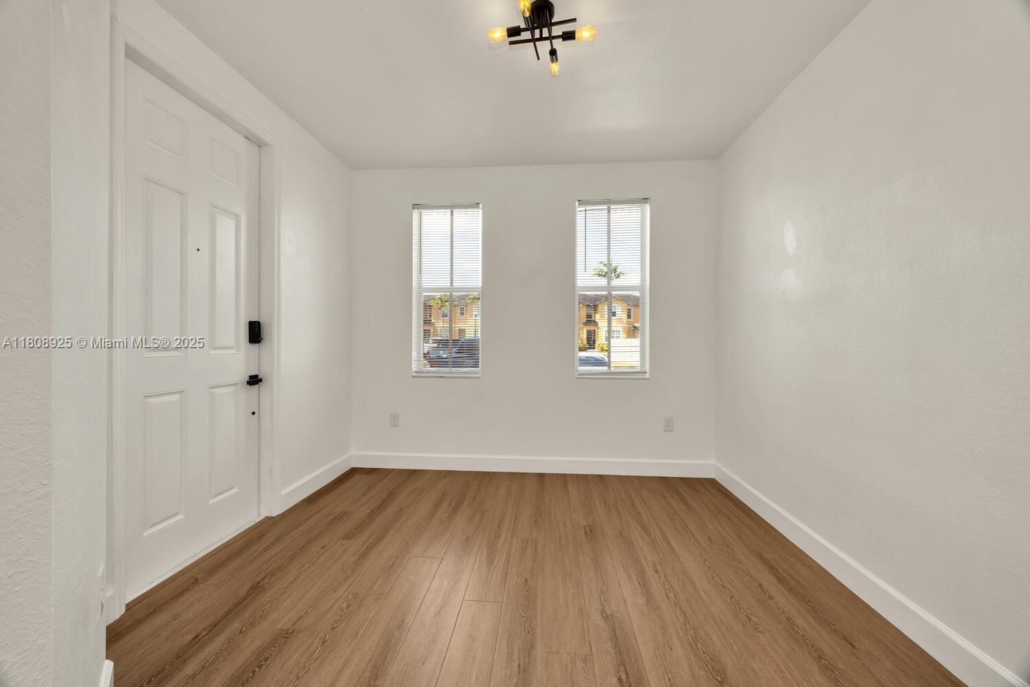 FIJI CONDO NO 2 - Residential