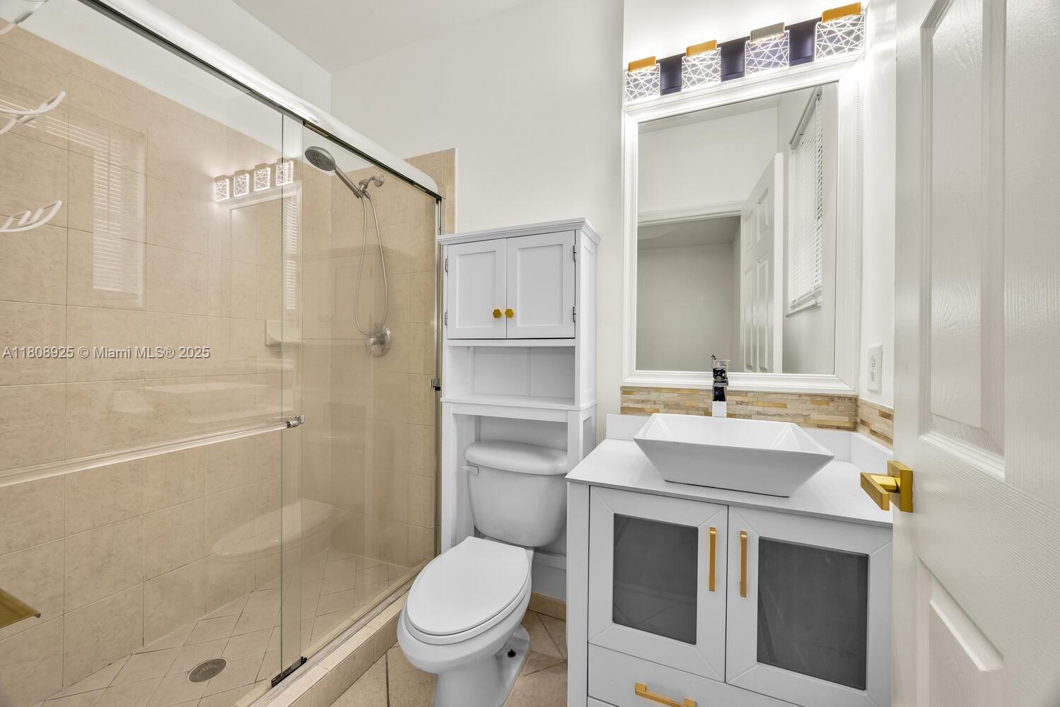 FIJI CONDO NO 2 - Residential