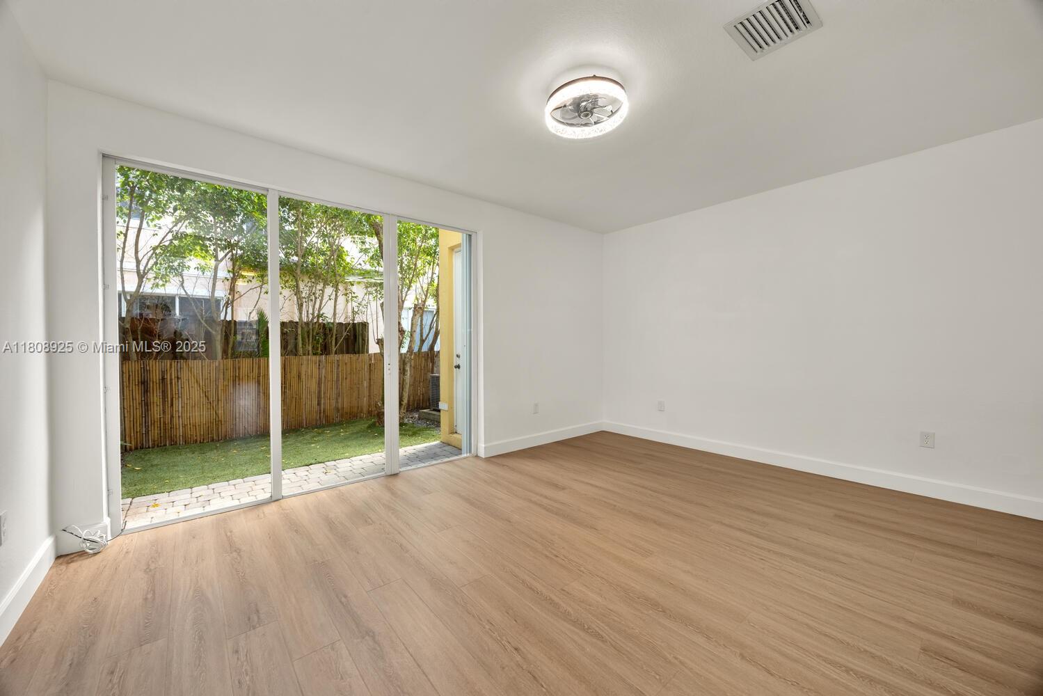 FIJI CONDO NO 2 - Residential