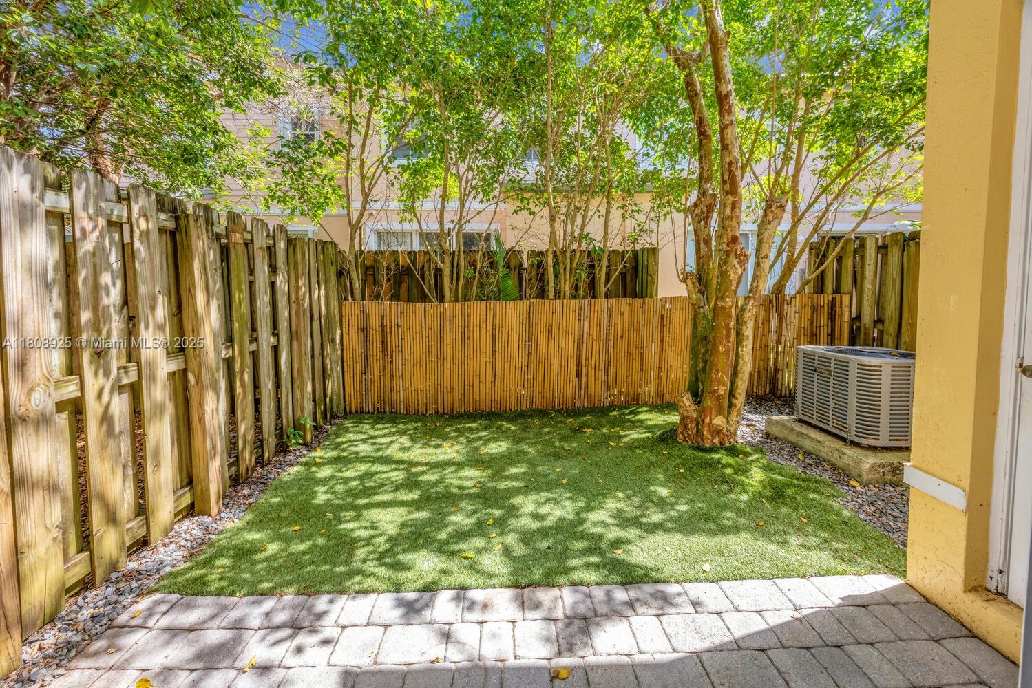 FIJI CONDO NO 2 - Residential