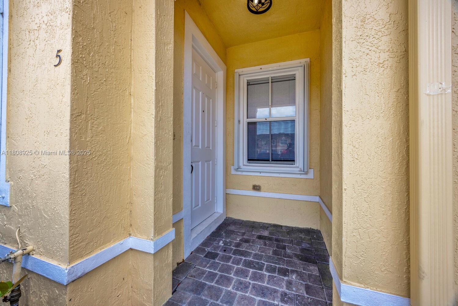 FIJI CONDO NO 2 - Residential