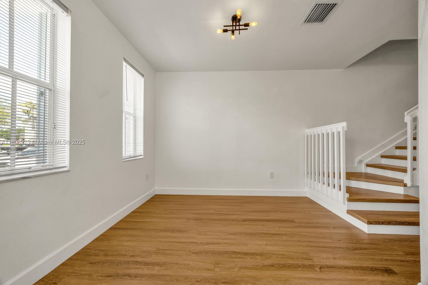 FIJI CONDO NO 2 - Residential