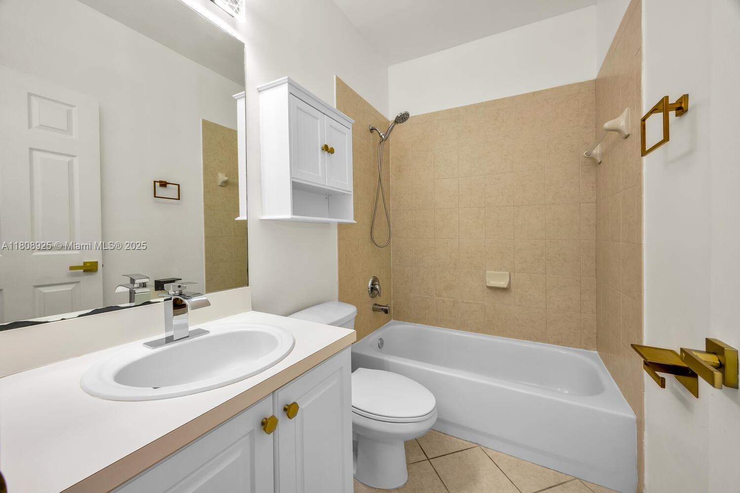 FIJI CONDO NO 2 - Residential