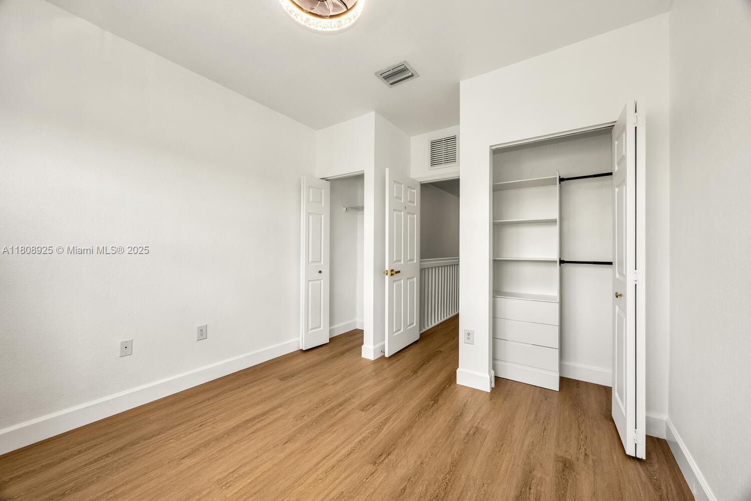 FIJI CONDO NO 2 - Residential