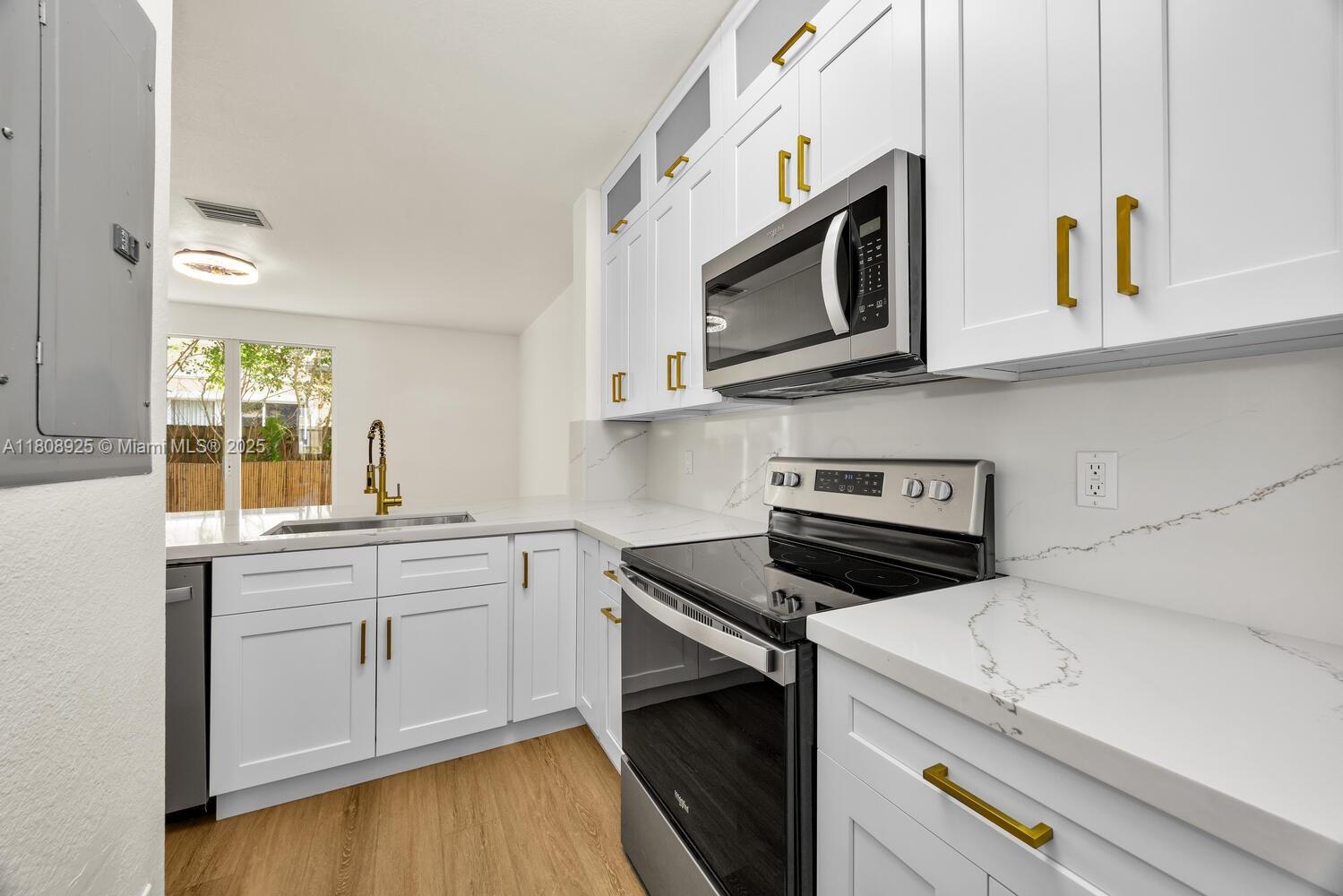 FIJI CONDO NO 2 - Residential