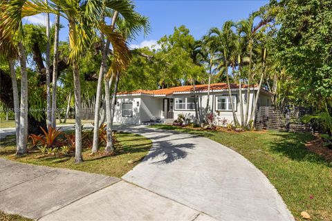 5817 SW 62nd Ave, South Miami, FL 33143 - MLS#: A11575296