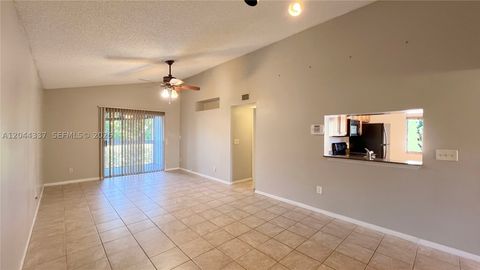 Tiny photo for 757 NW 92nd Ave #757, Plantation, FL 33324 (MLS # A12044337)