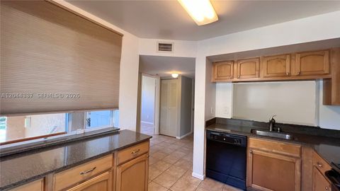 Tiny photo for 757 NW 92nd Ave #757, Plantation, FL 33324 (MLS # A12044337)