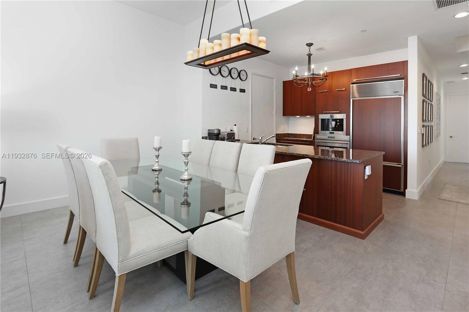 TDR TOWER III CONDO - Residential