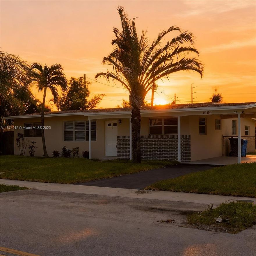Set on a large lot with huge backyard, ideal for future construction, this property offers an excellent opportunity for investors or buyers looking to expand. The home is move-in ready, featuring 3 spacious bedrooms, 2 full bathrooms, and a versatile Florida Room. Open layout with large master suite, new roof, modern kitchen with quartz countertops, hardwood cabinets and stainless steel appliances, and new exterior electrical panel. Travertine floors in living areas, wood laminate in bedrooms, freshly painted inside and out, with full-size washer and dryer. Convenient location near highways, shopping, dining and coffee shops in a fast-growing area. A must-see property combining immediate comfort with strong investment potential.