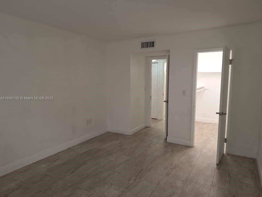 VENETIAN PALMS CONDO - Residential