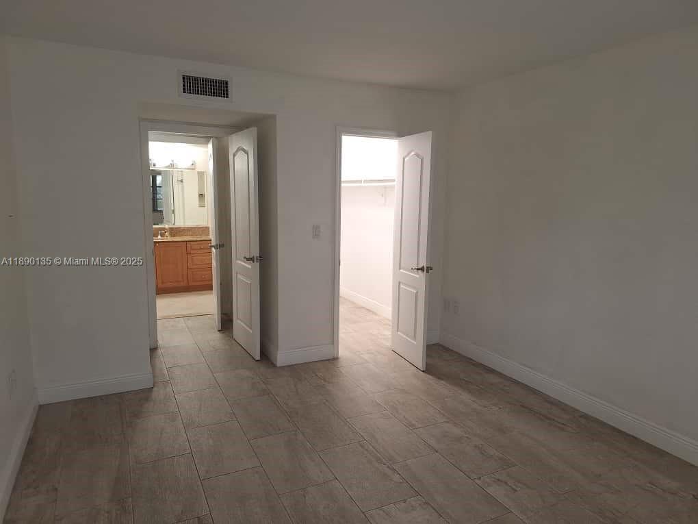 VENETIAN PALMS CONDO - Residential