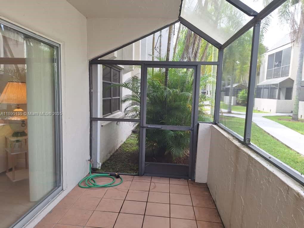 VENETIAN PALMS CONDO - Residential