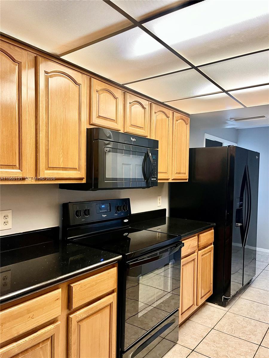 KIRKMAN/MILLENIA CONDOS - Residential