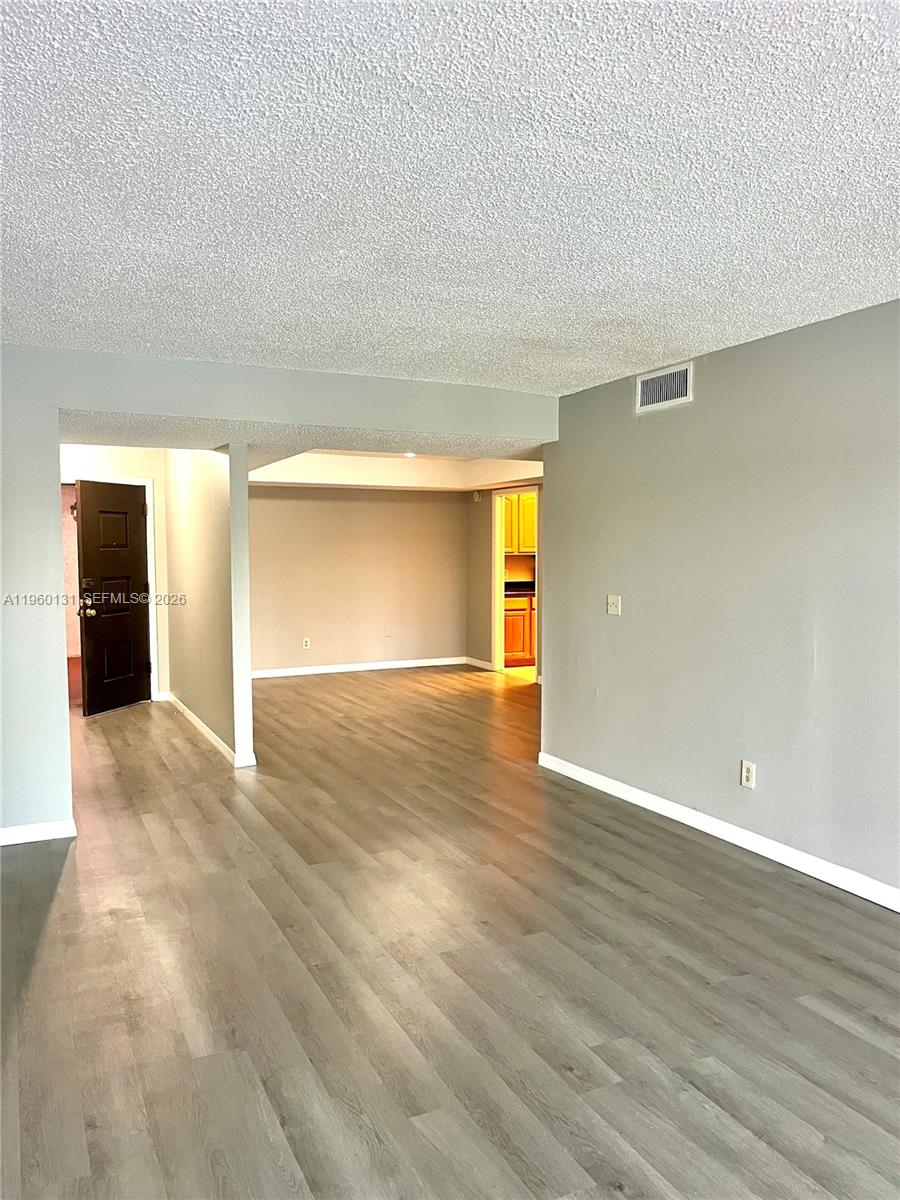 KIRKMAN/MILLENIA CONDOS - Residential