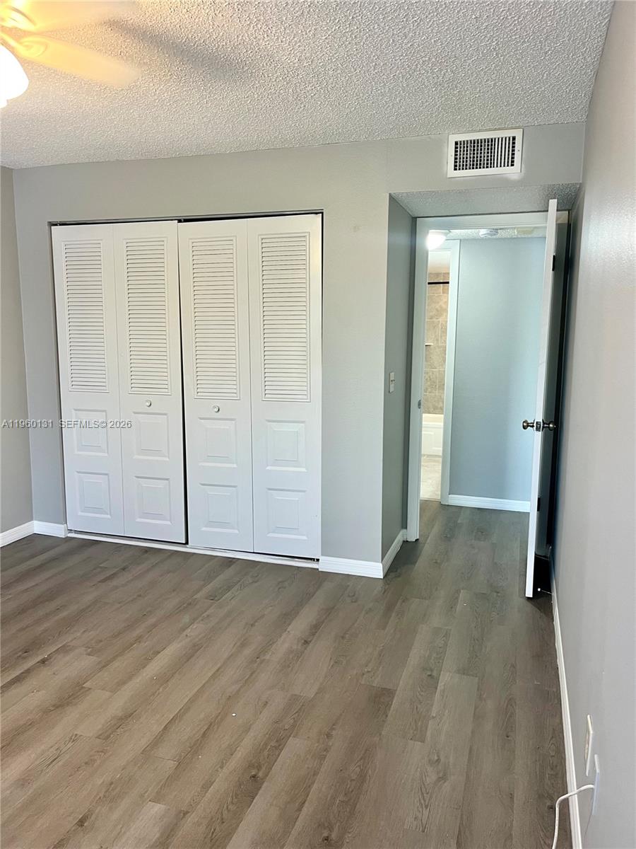 KIRKMAN/MILLENIA CONDOS - Residential